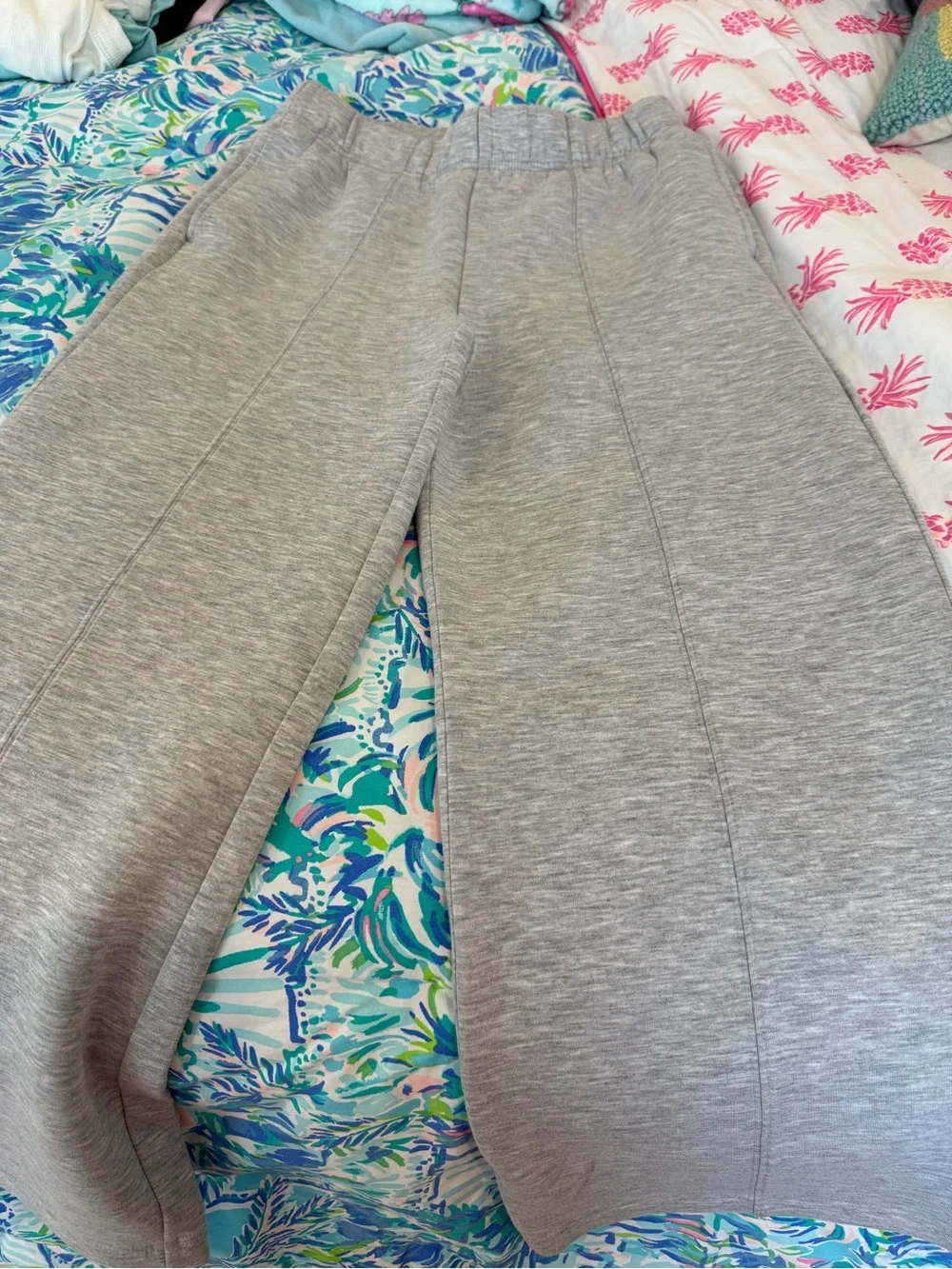 Kids Gray Wide Leg Sweatpants Never Worn!